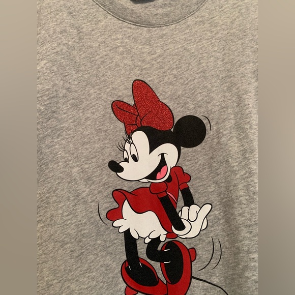 Kate Spade New York Disney Posing
Minnie Mouse Sweatshirt Medium - Picture 4 of 6